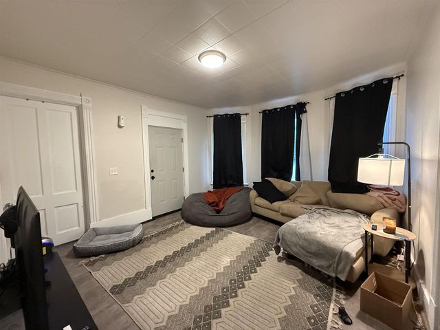 735 JACKSON STREET, Oshkosh, WI 54901