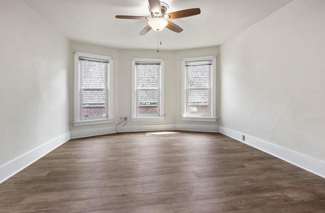 735 JACKSON STREET, Oshkosh, WI 54901