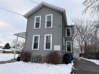 735 JACKSON STREET, Oshkosh, WI 54901