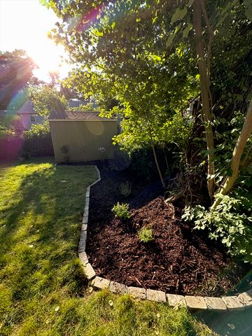 4 Upton St, Hanson, MA 02341