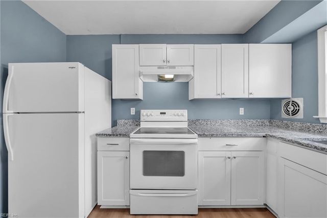 406 Savage Dr Unit C, Newport News, VA 23602