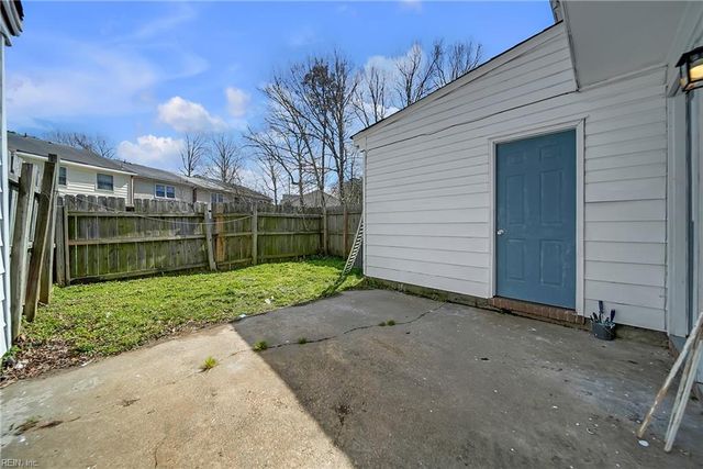 406 Savage Dr Unit C, Newport News, VA 23602