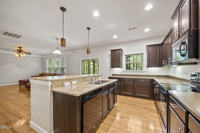 908 Pirouette Court, Raleigh, NC 27606