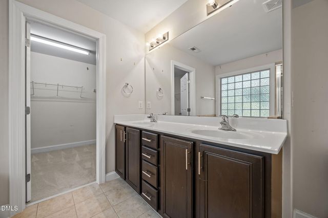 908 Pirouette Court, Raleigh, NC 27606