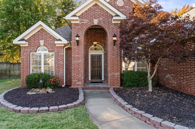 131 Hidden Valley Loop, Maumelle, AR 72113