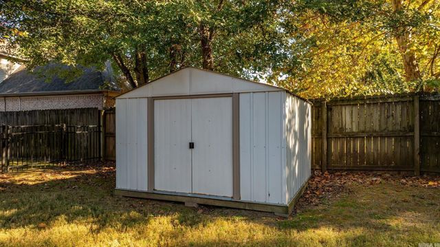 131 Hidden Valley Loop, Maumelle, AR 72113