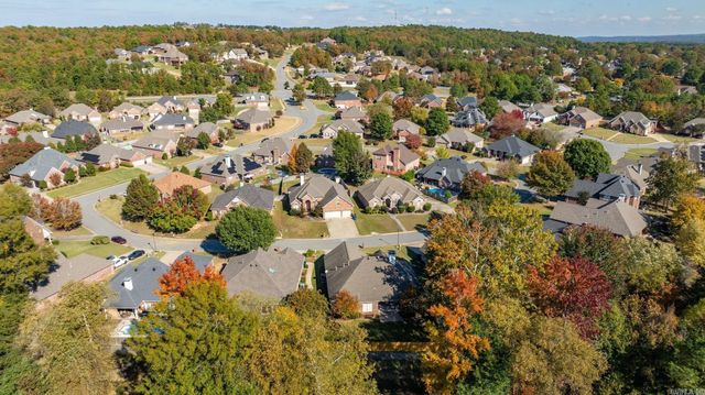 131 Hidden Valley Loop, Maumelle, AR 72113