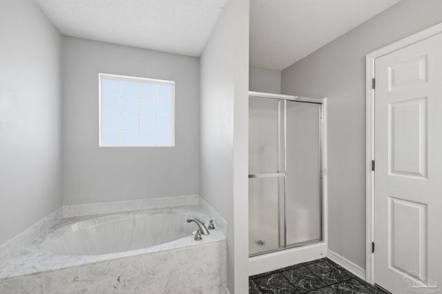 2021 Reserve Blvd, Gulf Breeze, FL 32563