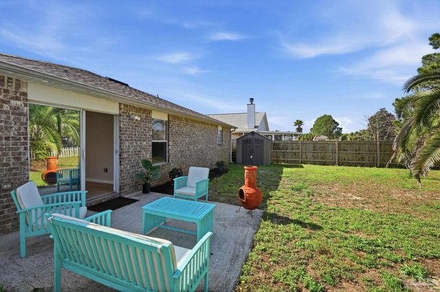 2021 Reserve Blvd, Gulf Breeze, FL 32563