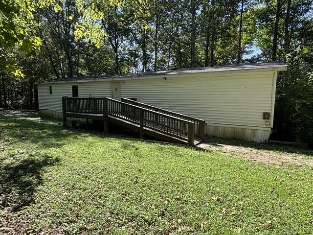 3394 McMinnville Hwy E, Woodbury, TN 37190