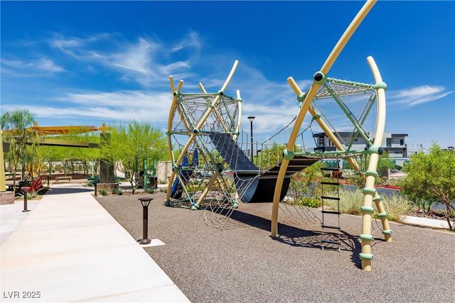 9 Sunset Strip, Henderson, NV 89012