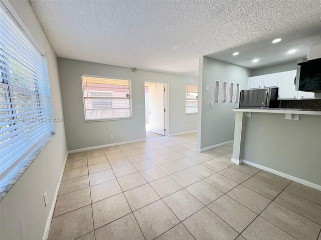 95 NE 41st St I144, Oakland Park, FL 33334
