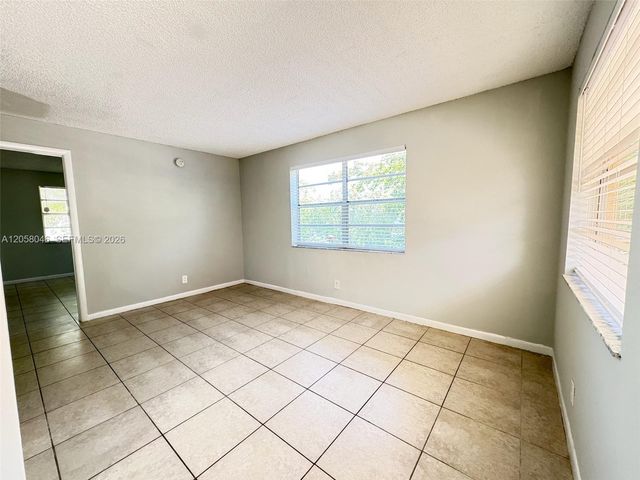95 NE 41st St I144, Oakland Park, FL 33334