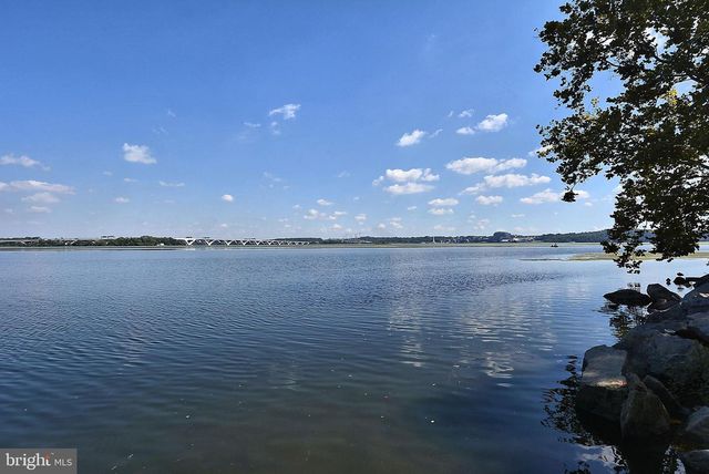8318 FELTON LANE, Alexandria, VA 22308