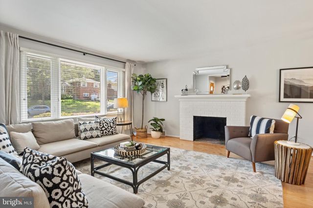 8318 FELTON LANE, Alexandria, VA 22308