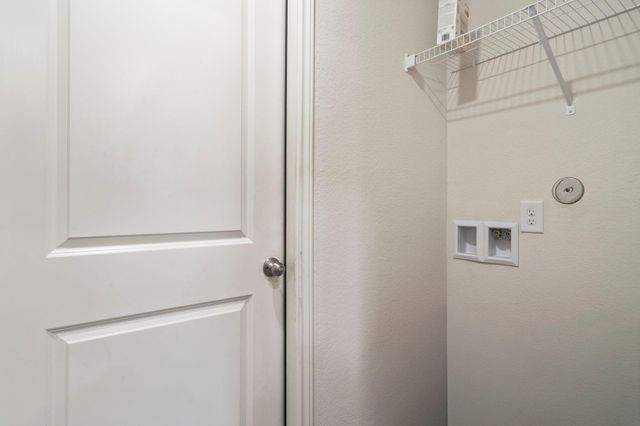 25461 Black Spruce Drive, Cleveland, TX 77328