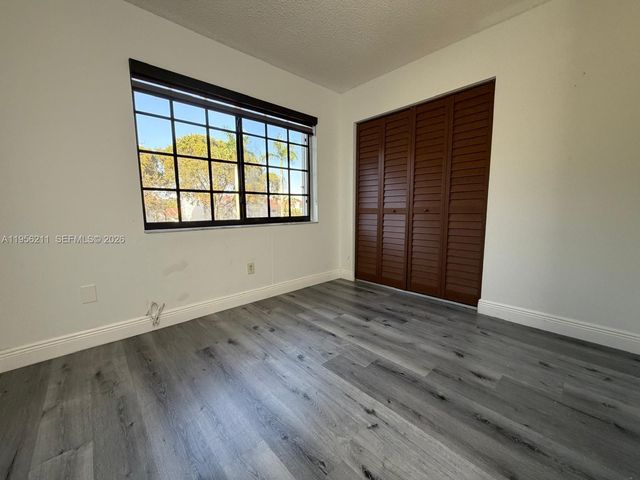 15365 SW 104th Ter, Miami, FL 33196