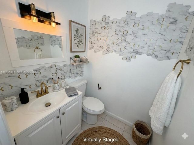 15365 SW 104th Ter, Miami, FL 33196