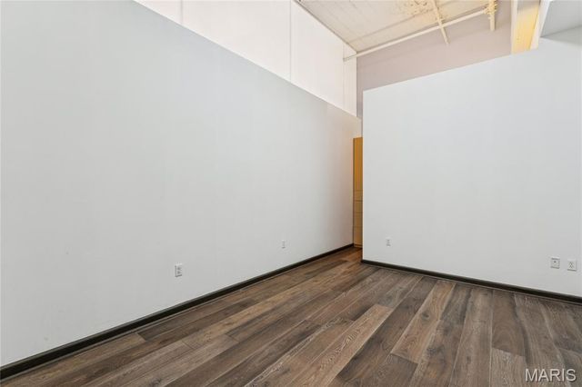 1627 Locust Street 902, St Louis, MO 63103