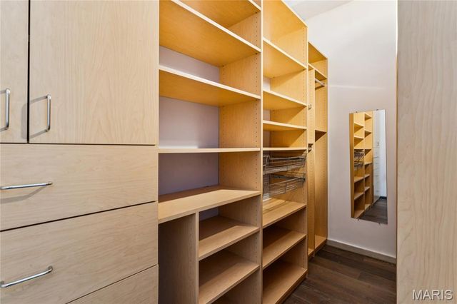 1627 Locust Street 902, St Louis, MO 63103