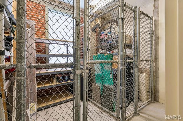 1627 Locust Street 902, St Louis, MO 63103