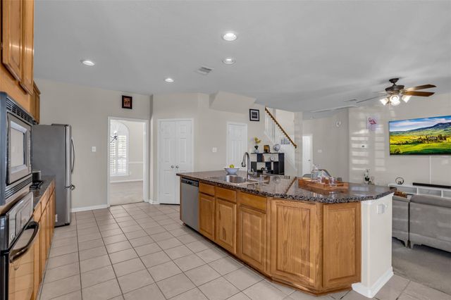 6807 Chapelfield Lane, Houston, TX 77049