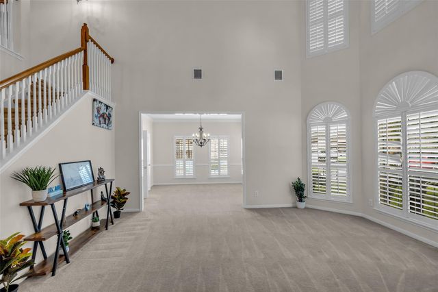 6807 Chapelfield Lane, Houston, TX 77049