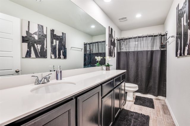 344 Freestall Drive, Midlothian, TX 76065