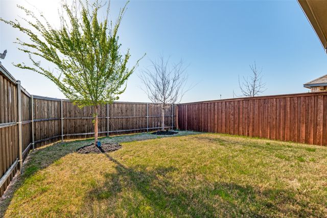 344 Freestall Drive, Midlothian, TX 76065