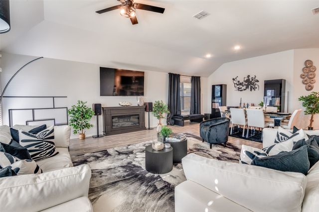 344 Freestall Drive, Midlothian, TX 76065