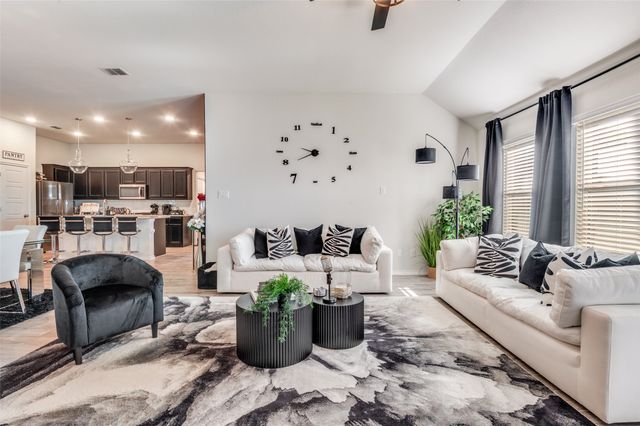 344 Freestall Drive, Midlothian, TX 76065