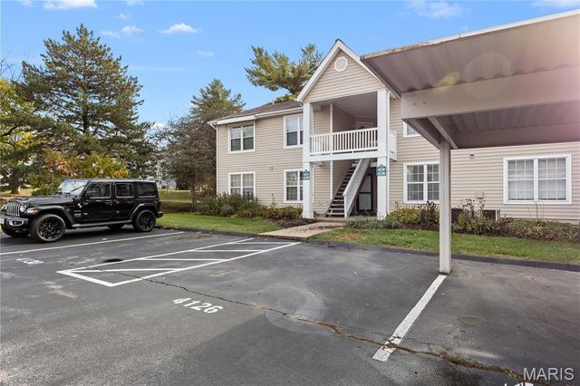 4126 Island Terrace Court, Florissant, MO 63034