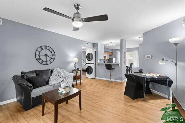 4126 Island Terrace Court, Florissant, MO 63034