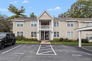 4126 Island Terrace Court, Florissant, MO 63034