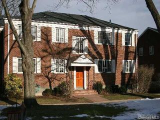 26 Nathan Hale Drive 75A, Huntington, NY 11743