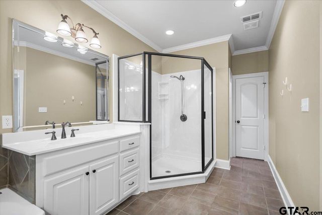 838 Carriage Dr., Tyler, TX 75703