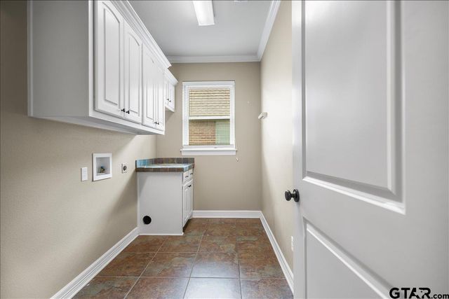 838 Carriage Dr., Tyler, TX 75703