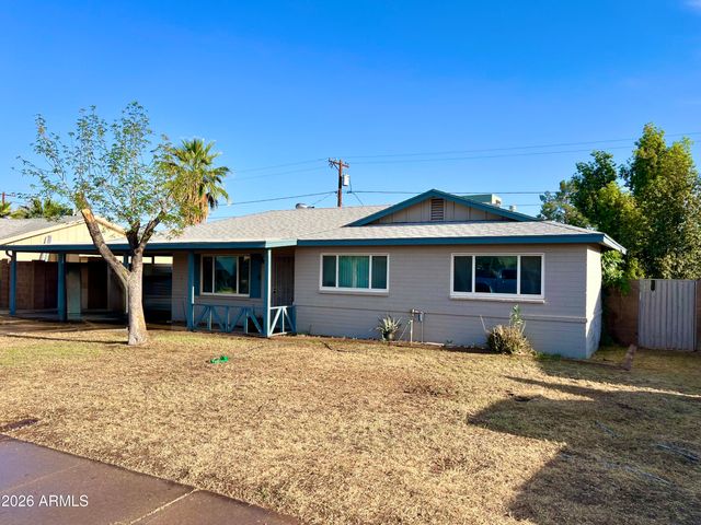2439 W FREEWAY Lane, Phoenix, AZ 85021
