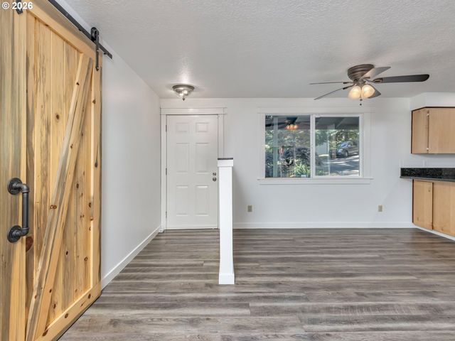 23775 S BEAVERCREEK Rd, Beavercreek, OR 97004