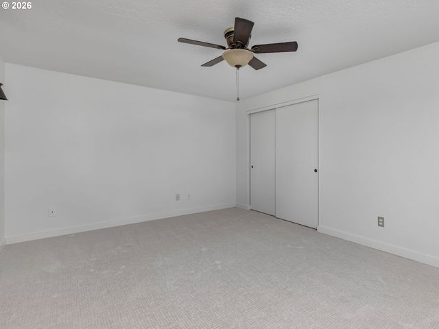 23775 S BEAVERCREEK Rd, Beavercreek, OR 97004