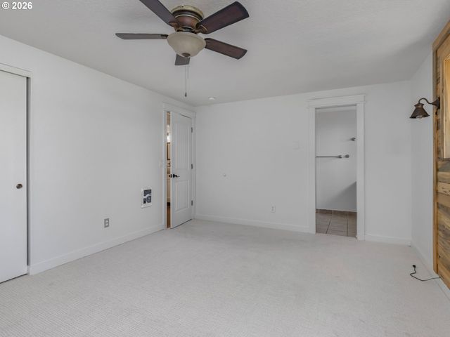 23775 S BEAVERCREEK Rd, Beavercreek, OR 97004