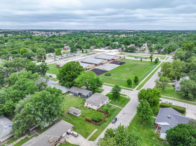 1403 Park Ave, El Dorado, KS 67042