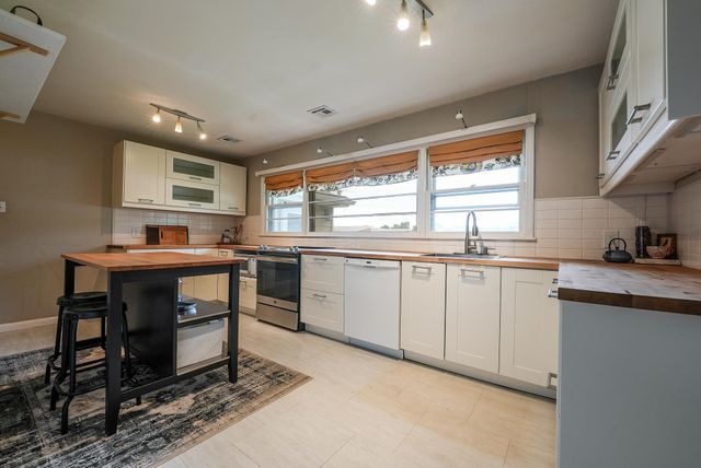 1403 Park Ave, El Dorado, KS 67042