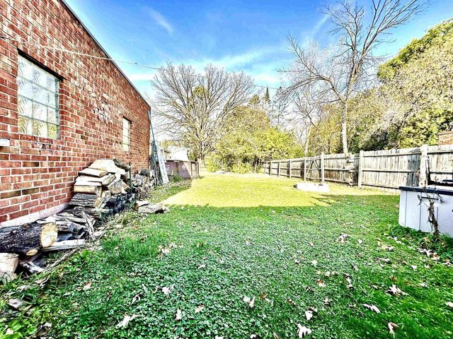 1269 GARLAND STREET, Allouez, WI 54301