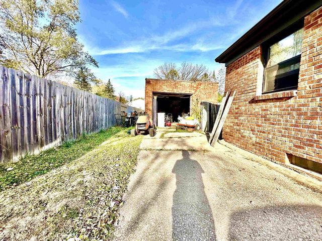 1269 GARLAND STREET, Allouez, WI 54301