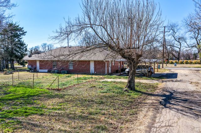 701 & 703 SW 1st Street, Cooper, TX 75432