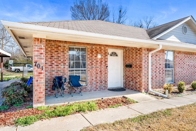 701 & 703 SW 1st Street, Cooper, TX 75432