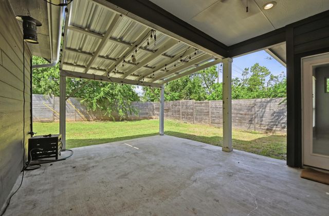 4207 Alexandria DR, Austin, TX 78749