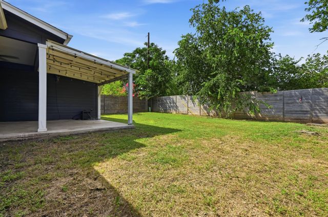 4207 Alexandria DR, Austin, TX 78749