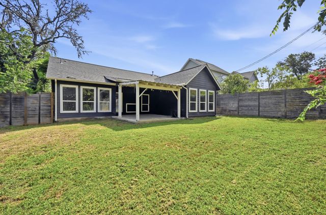 4207 Alexandria DR, Austin, TX 78749